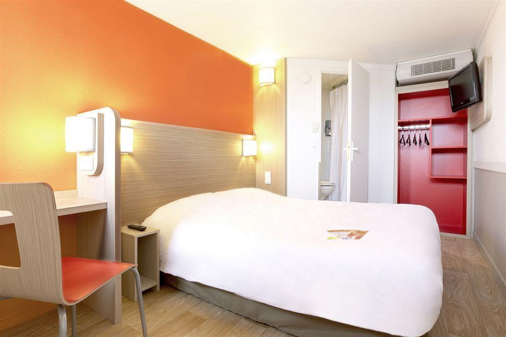Premiere Classe Montauban Exterior photo